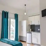 Arja Cozy House *