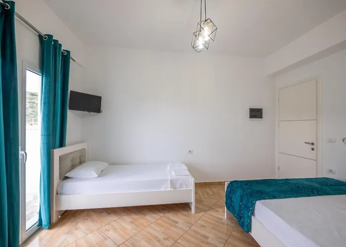 Picasso Cozy House * Ksamil